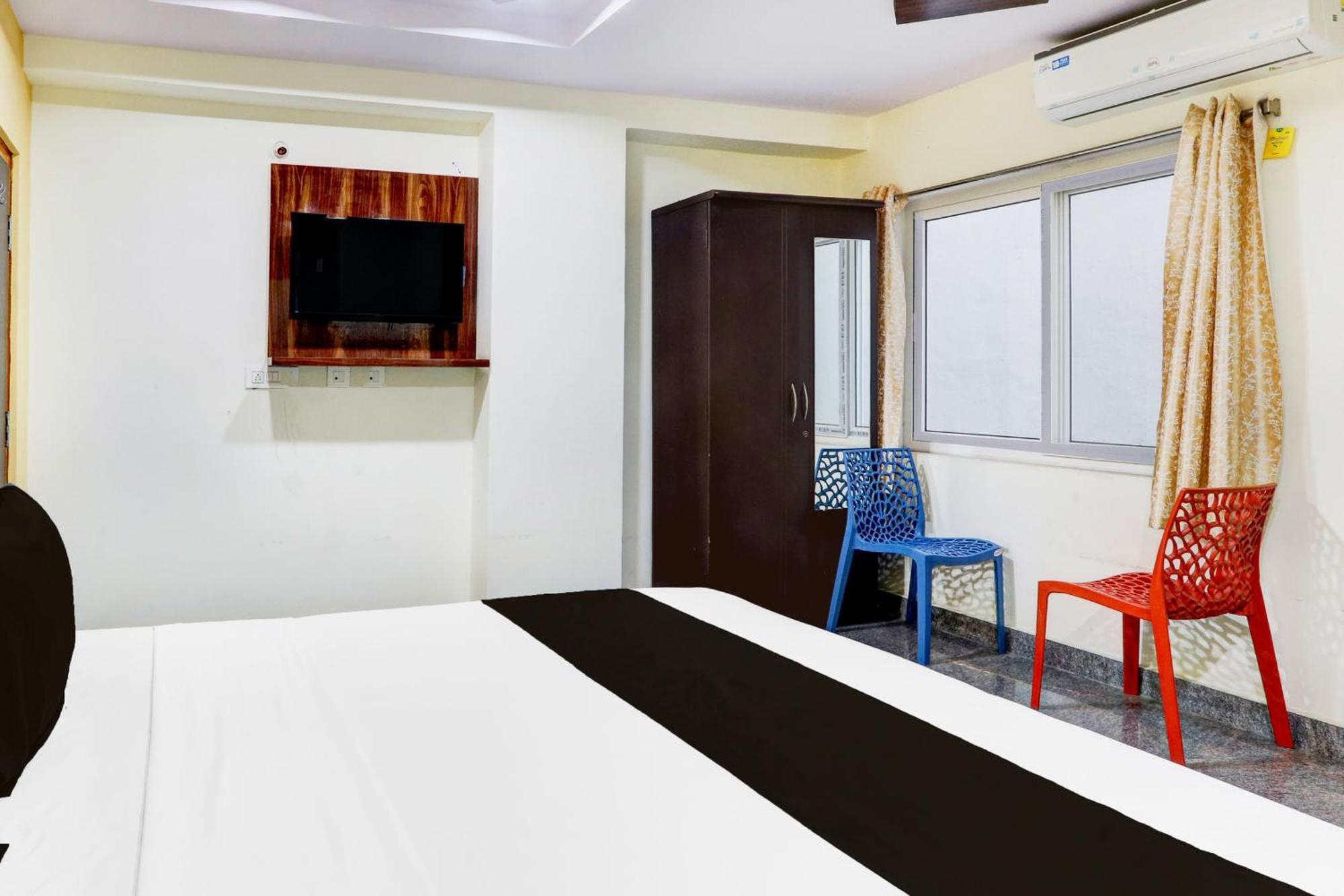 Hotel O Anoos Minarva Hyderabad Exterior foto