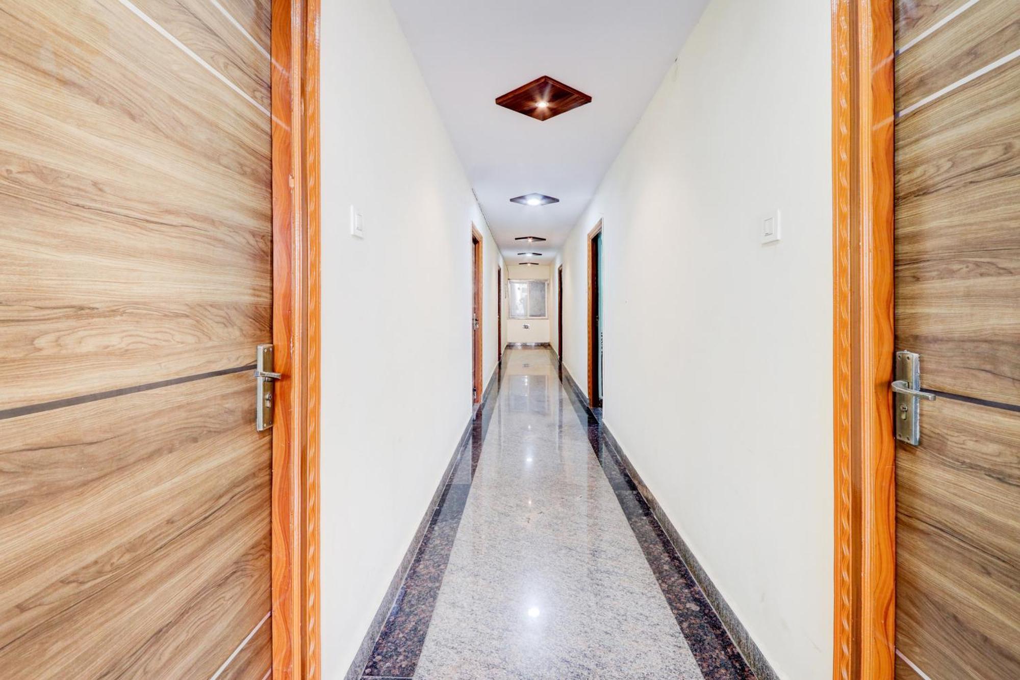 Hotel O Anoos Minarva Hyderabad Exterior foto